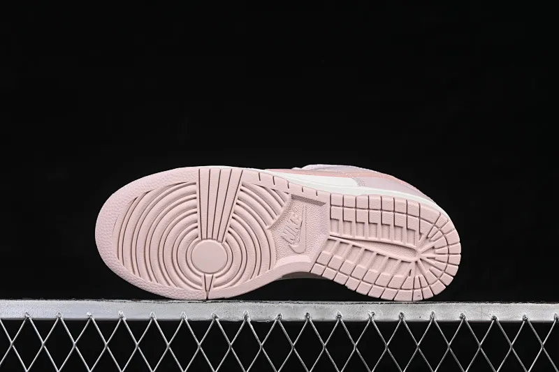 All categories Nk SB Dunk Series Nk SB Dunk Low High-end customized low-top sneakers Nike SB Dunk Low white and pink color low-top casual sneakers IM6572-602